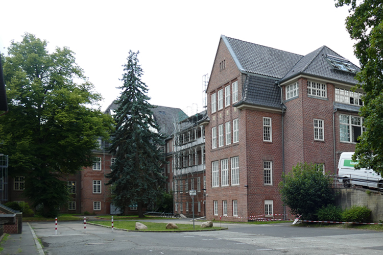 Finkenau- (100)